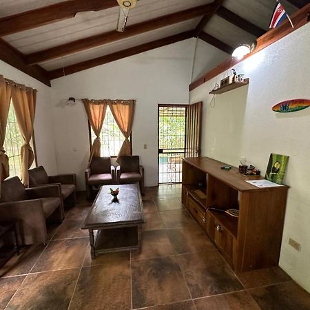 Mono Azul Cahuita Villa Exterior photo