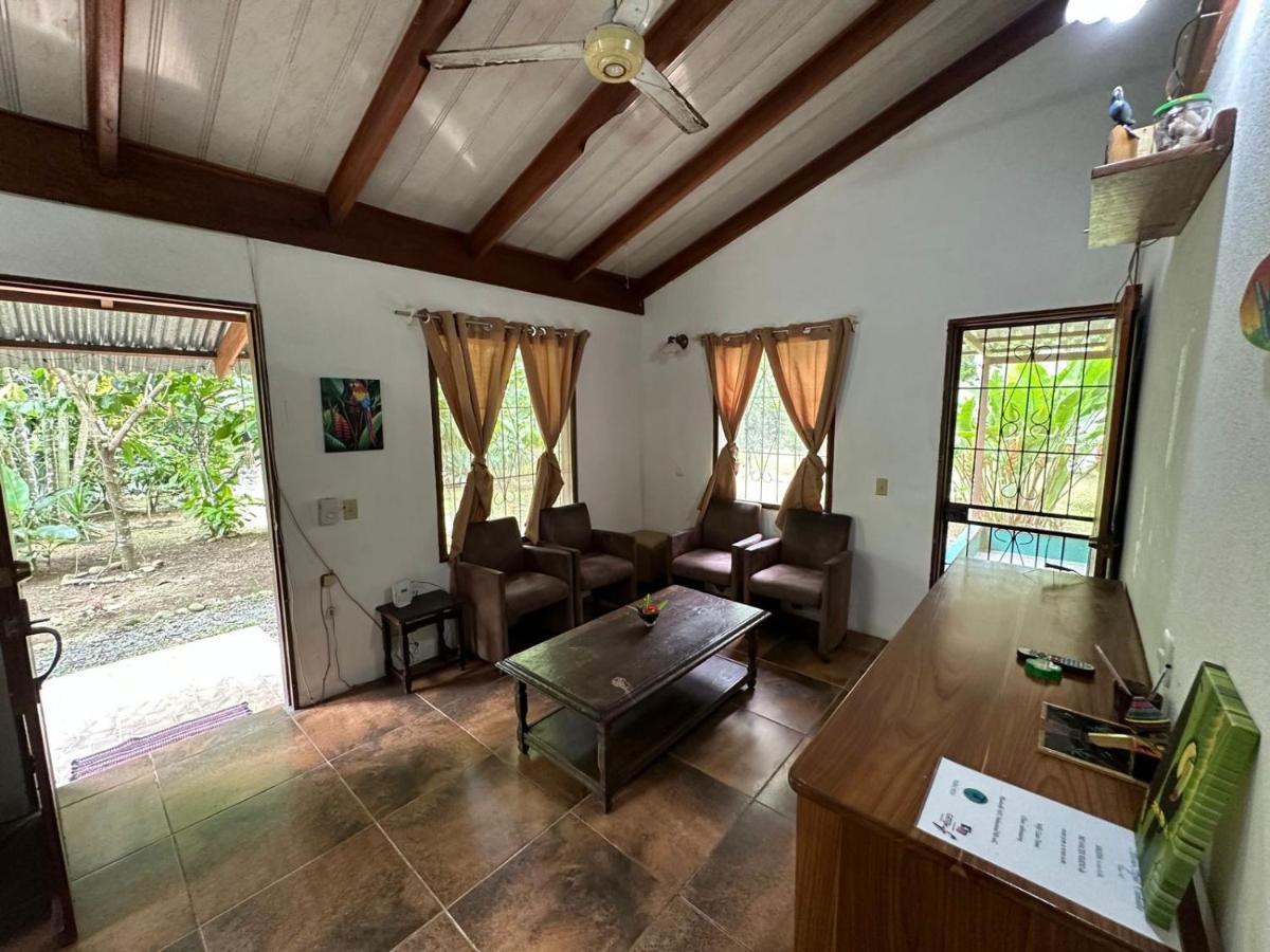 Mono Azul Cahuita Villa Exterior photo